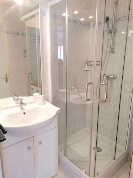 Appartement L'Evasion, Vue Mer, Plages A Pied Fréjus Kültér fotó