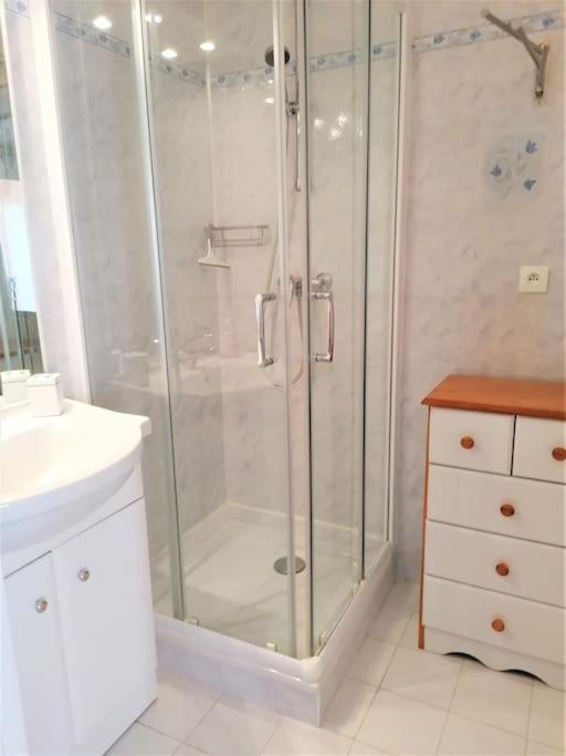 Appartement L'Evasion, Vue Mer, Plages A Pied Fréjus Kültér fotó
